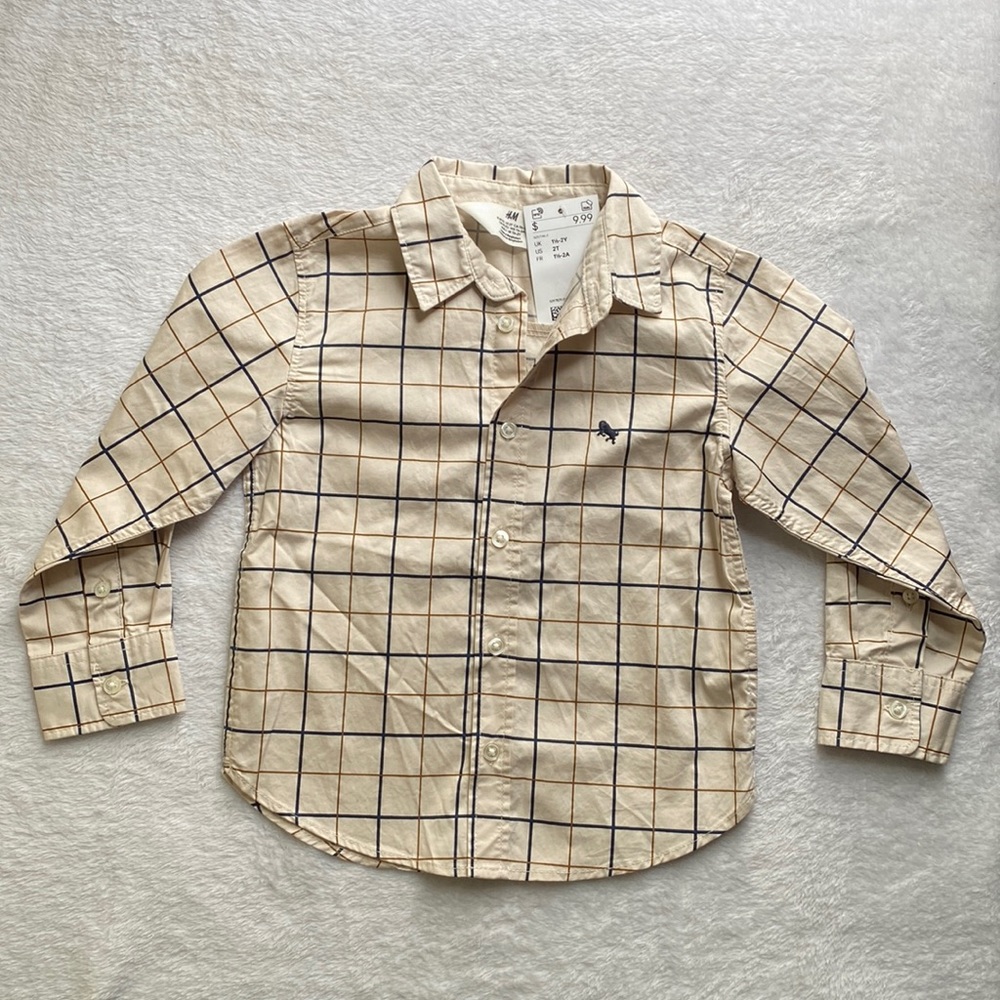 H&M plaid button down shirt (2T)